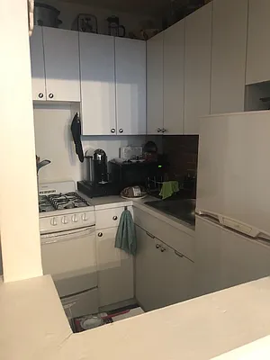 Rented by Walter & Samuels Inc | media 7