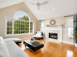 6 Mauriello Dr, Stoneham, MA 02180