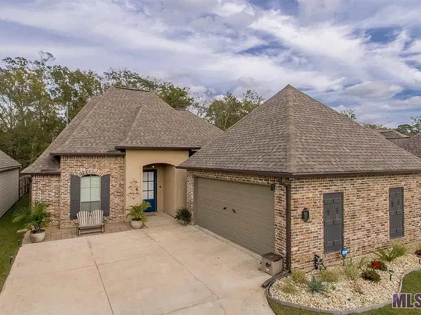 8117 Valencia Ct, Baton Rouge, LA 70820