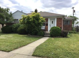 26081 Marlene St, Roseville, MI 48066