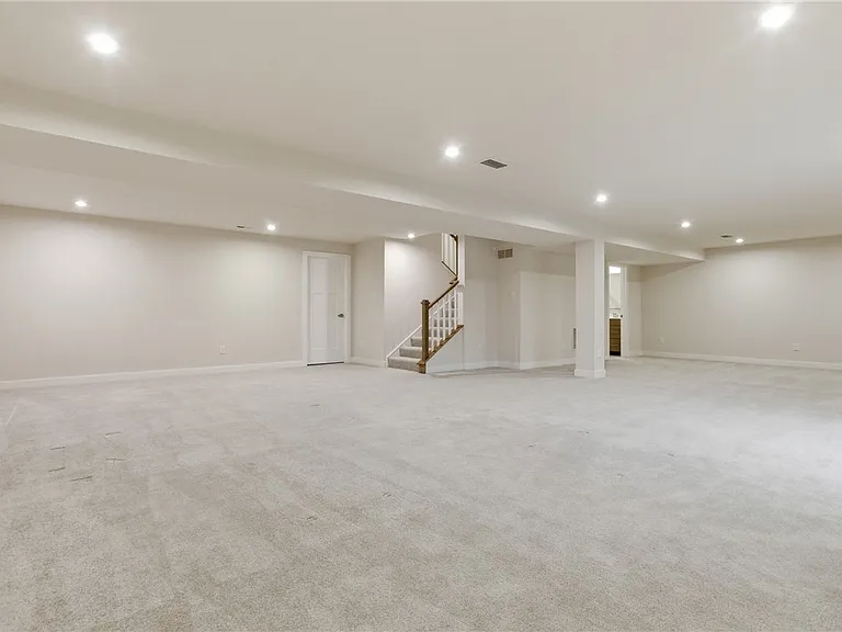 117 Black Oak Ln — Photo 42