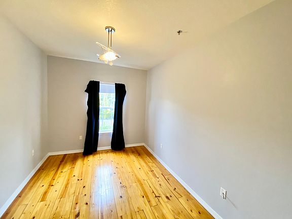 4th image of 123 E Muriel St #123