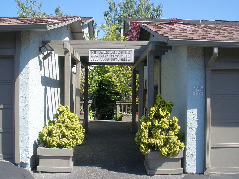 1st image of 5862 NE Park Point Dr