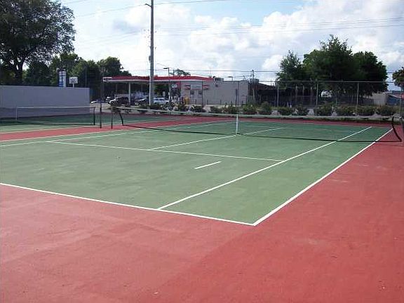 Play Tennis Here!