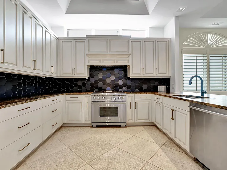 186 Golf Village Blvd — Photo 19