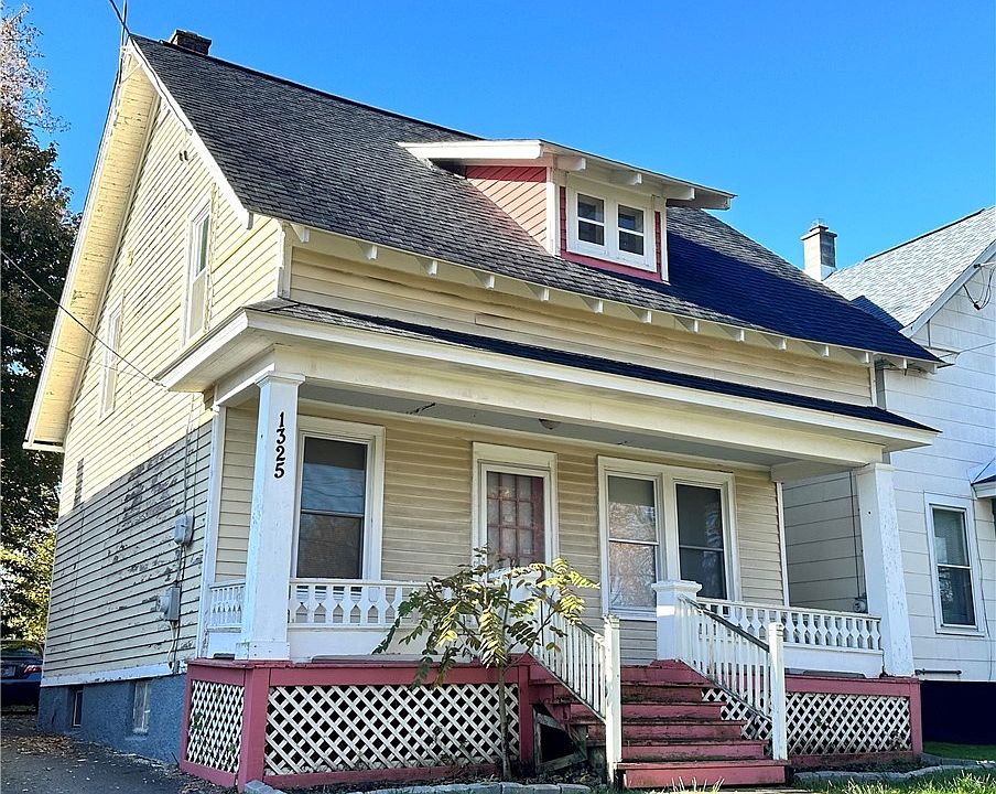 1st image of 1325 Oswego St