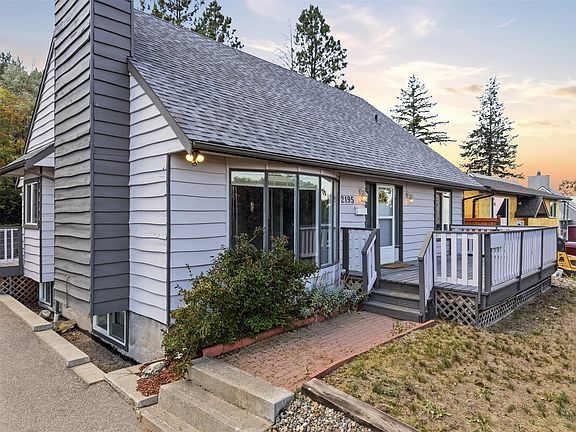 3rd image of 2195 Sifton Ln