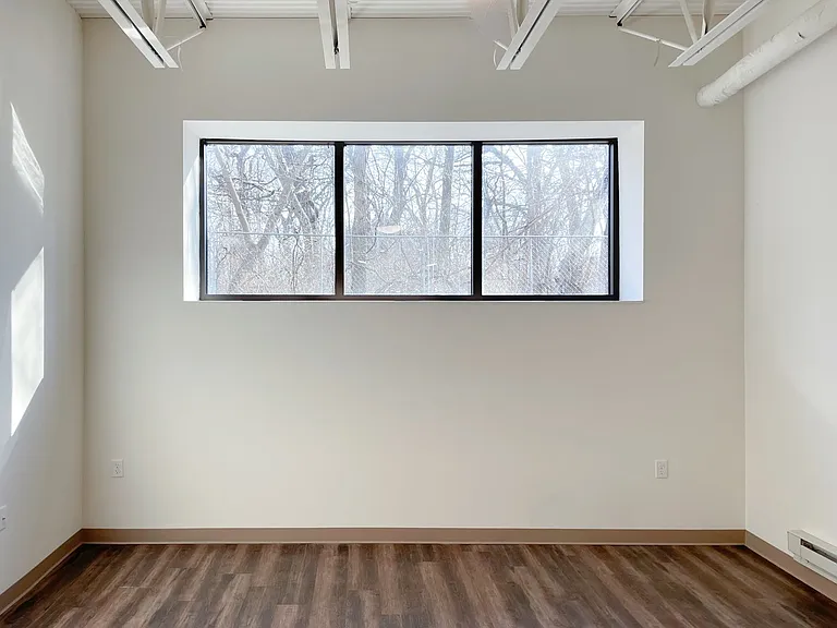 Gateway Lofts I — Photo 13