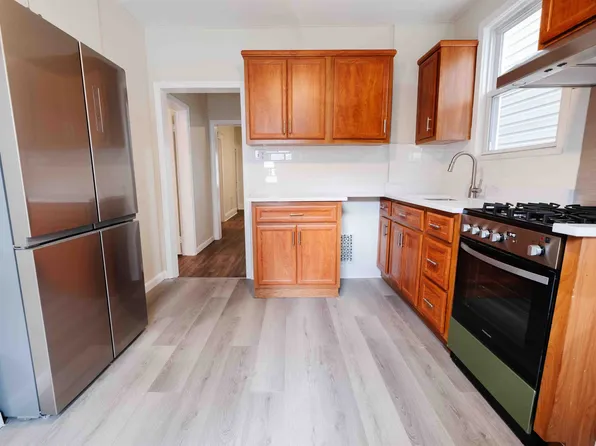 6 Apollo Street image 1 of 38