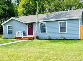 7110 Stewart Rd, Hitchcock, TX 77563