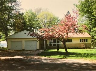 3212 Lakeshore Dr, Sault Sainte Marie, MI 49783