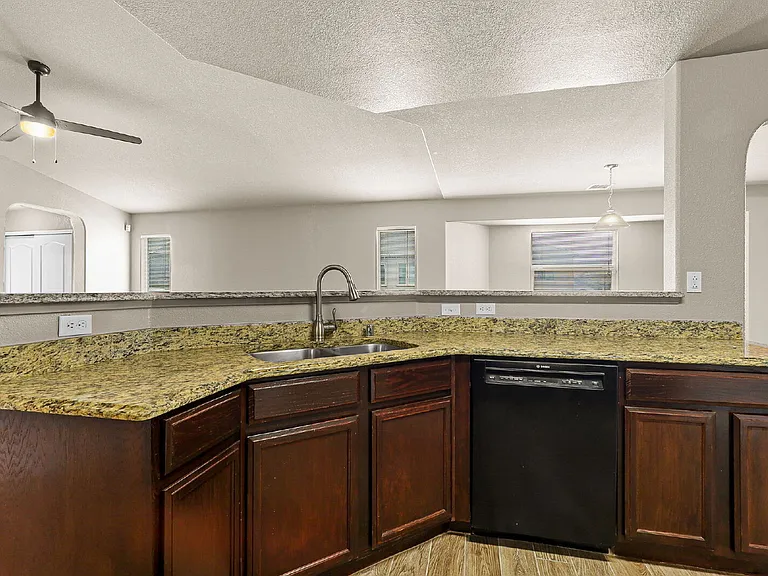 7224 Dust Storm Ln — Photo 21