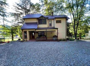 6 Lynch St, Salem, WV 26426