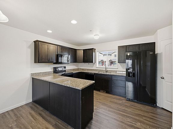5th image of 3660 W 25th St Unit 1403