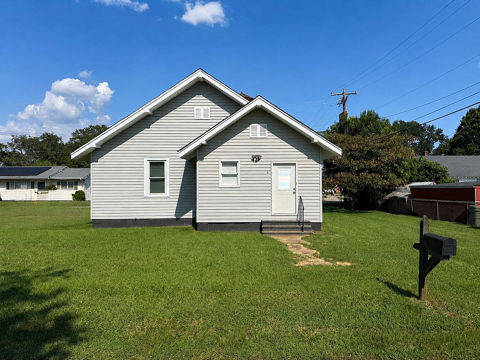 1st image of 6 Cedar St
