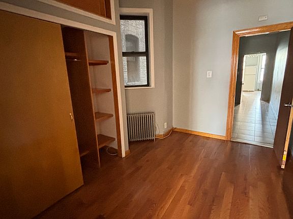 3rd image of 8 Saint Pauls Ave #L1