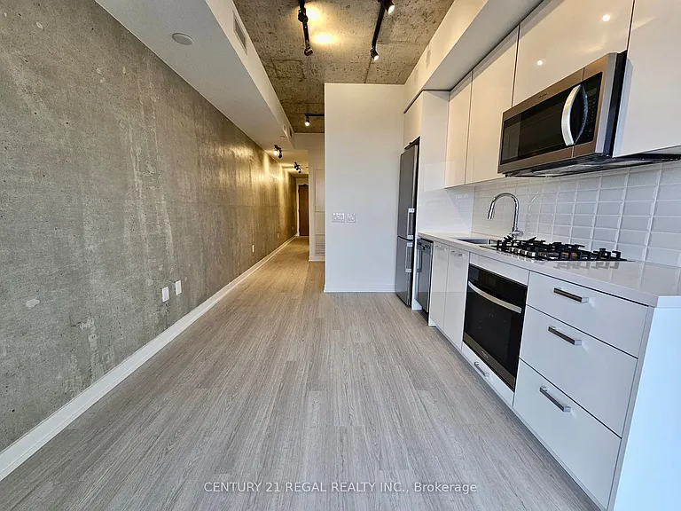 195 McCaul St #1412 — Photo 15