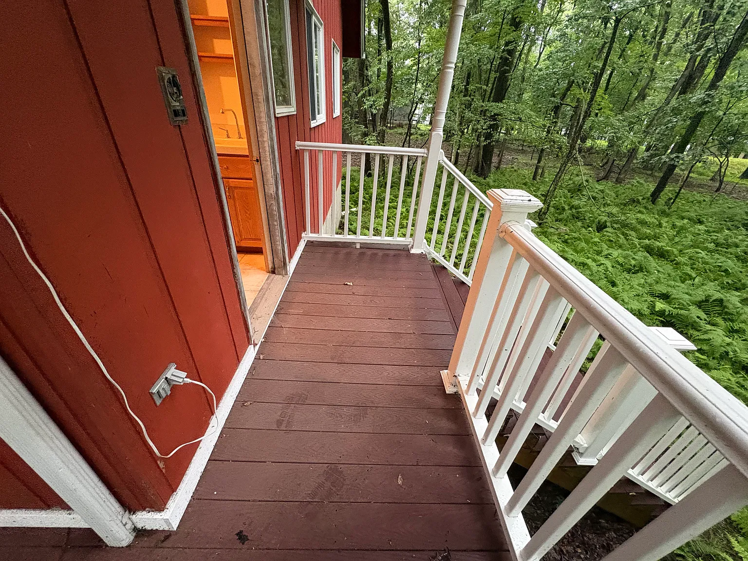 3 bed, 1250 sqft, $1,650 — Photo 2
