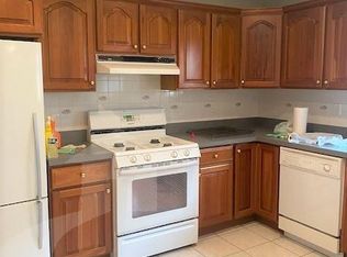 15 Cross St #1B, Somerville, MA 02145