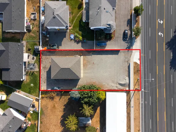 3707 E Mullan Ave, Post Falls, ID 83854