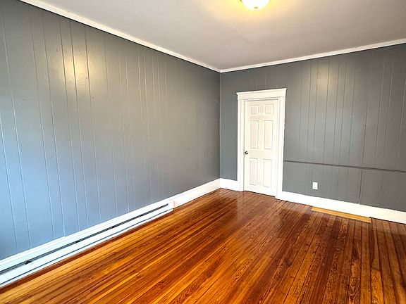 5th image of 10 Barnes St #1F