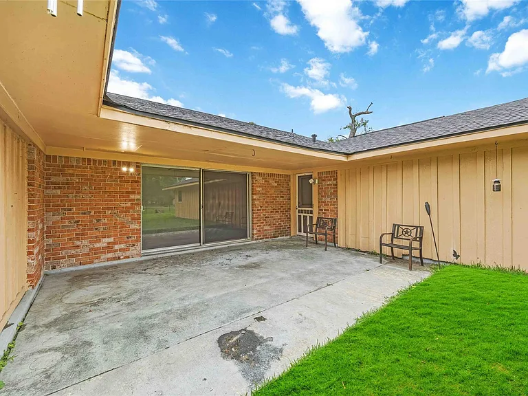 435 Rolling Wood Rd — Photo 26
