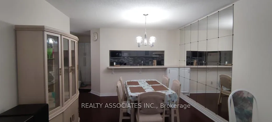3 bed, $2,750 — Photo 1