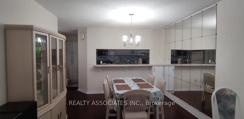 330 Alton Towers Cir #1903
