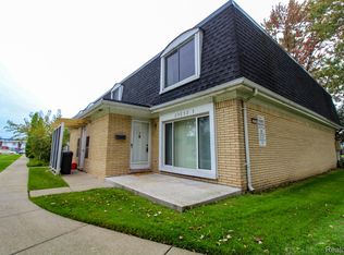 29852 City Center Dr APT 1, Warren, MI 48093