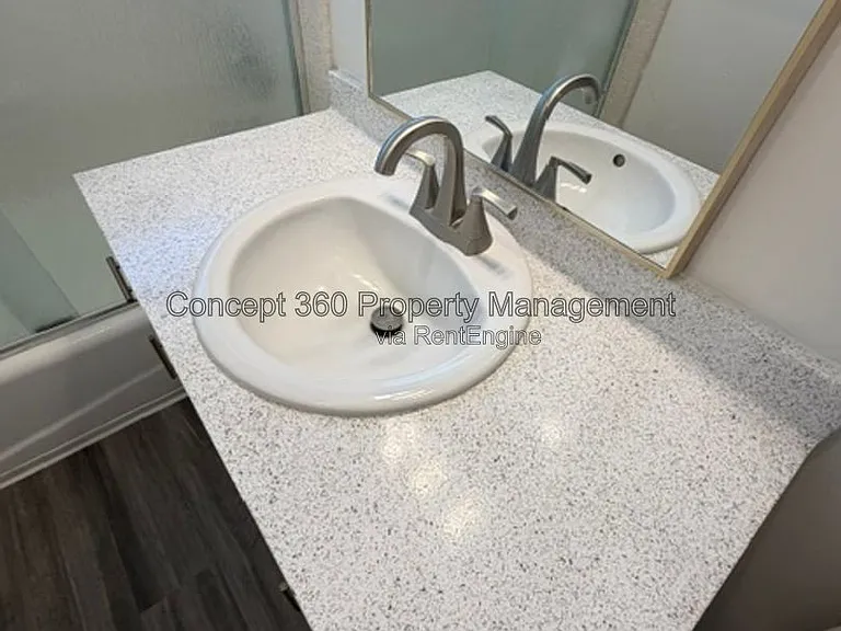 327 Molino Ave #4 — Photo 21