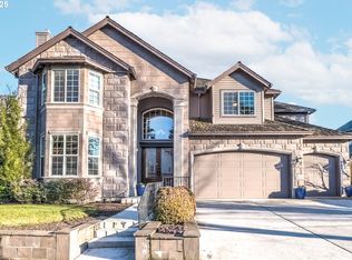 11020 SW Byrom Ter, Tualatin, OR 97062