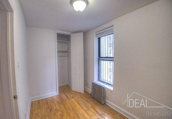 4th image of 396 2nd St #11