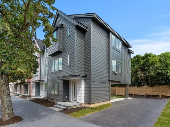 106 River St #18, West Newton, MA 02465