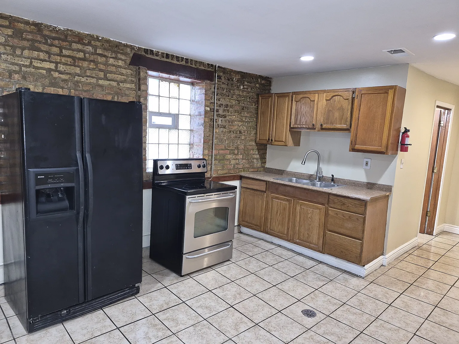 1 bed, 650 sqft, $875 — Photo 3