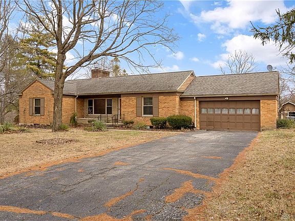 4th image of 6076 Romaine Dr