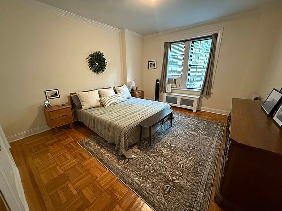 5th image of 230 E 71st St APT 2I