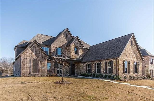 1st image of 793 Barrymore Dr