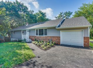 411 Sweetbriar St, Keyport, NJ 07735