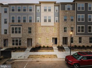 24234 Ullapool Ter, Sterling, VA 20166