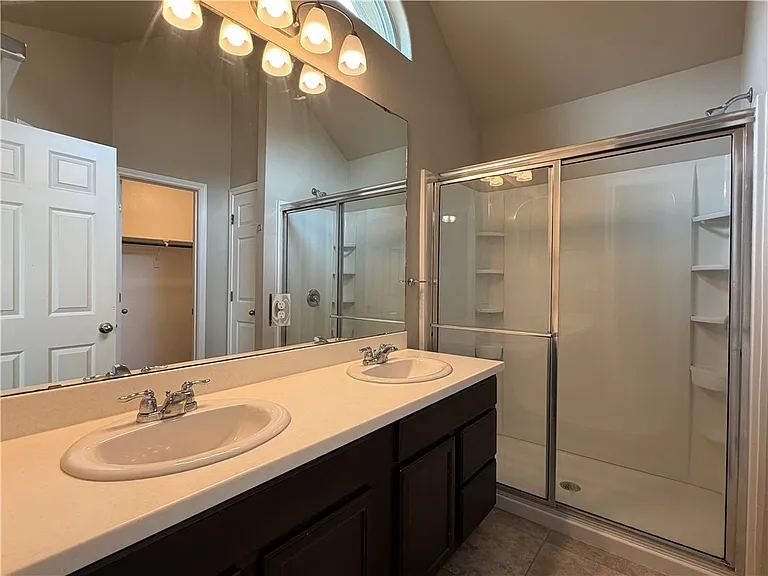 8033 Cormorant Dr — Photo 14