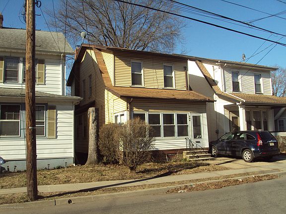 2nd image of 134 Paine Ave
