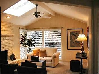 2nd image of 840 E Pebble Beach Dr
