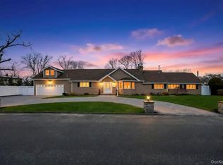5 Kittiwake Lane, Babylon, NY 11702