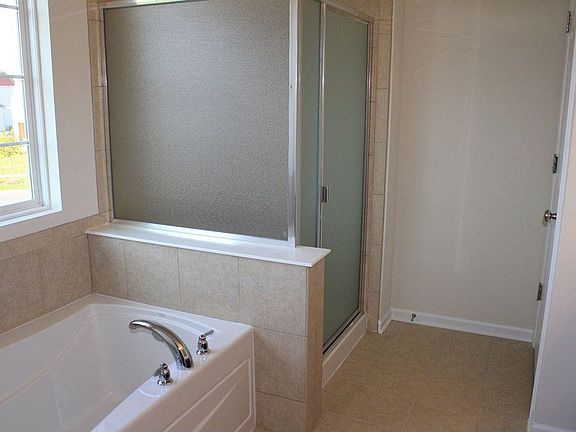 Separate Tub/Shower in Owner's Bath