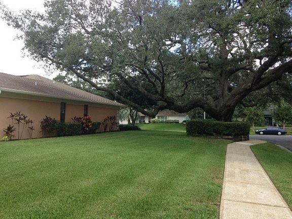 4th image of 911 Terra Mar Dr