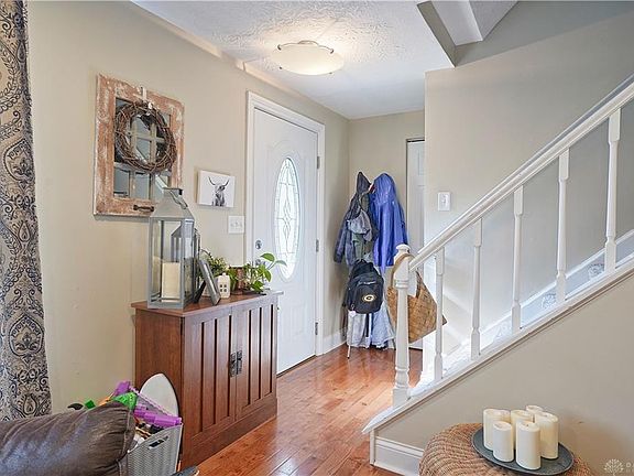4th image of 8780 Cobblecreek Dr