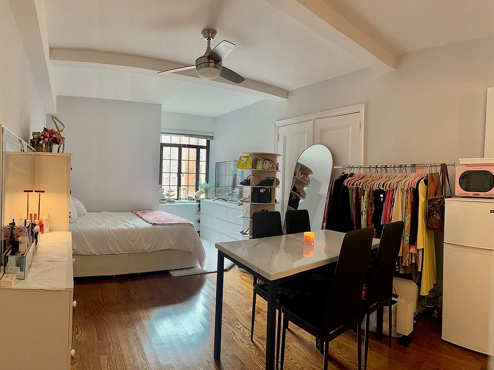 1st image of 5 Tudor City Pl APT 917