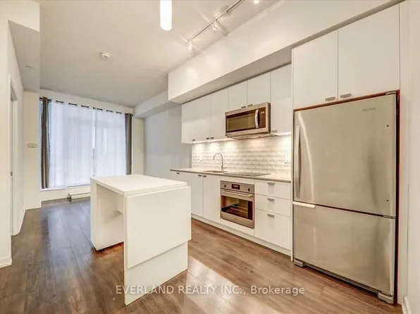 56 Forest Manor Rd, Toronto, ON