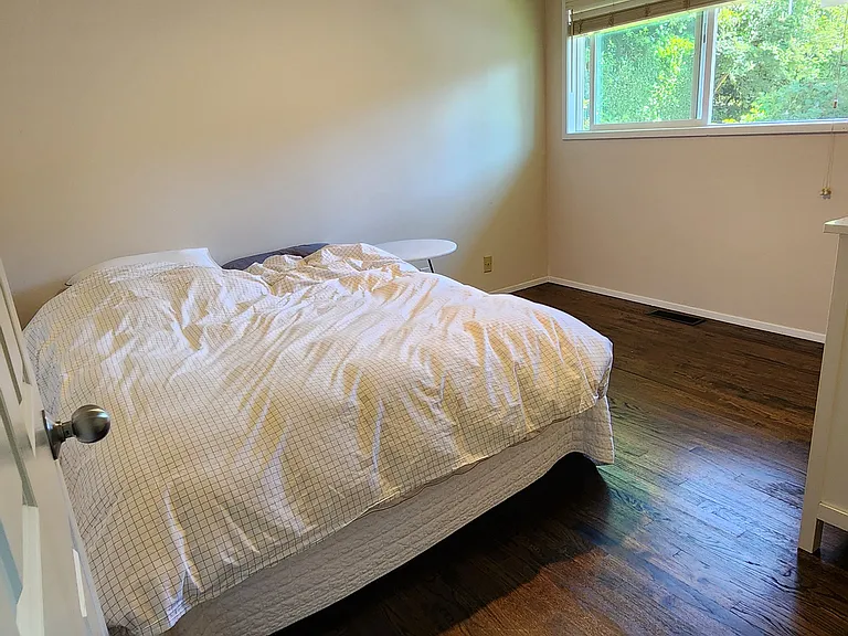15824 SE 12th Pl — Photo 10