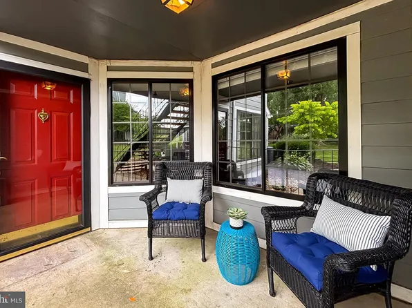 7001A Birkenhead Pl #10A, Alexandria, VA 22315